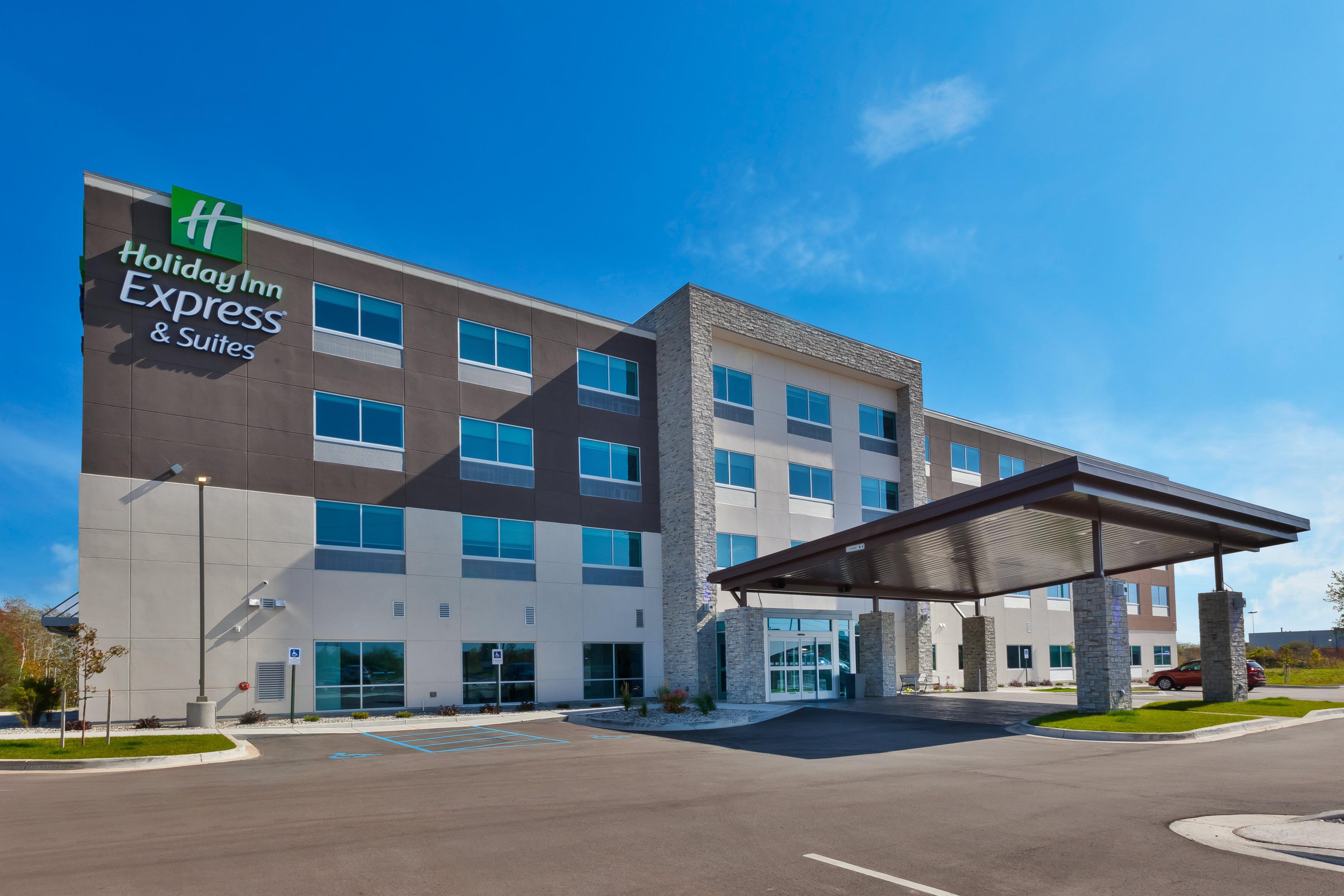 Holiday Inn Express & Suites - Cedar Springs - Grand Rapids N By Ihg מראה חיצוני תמונה