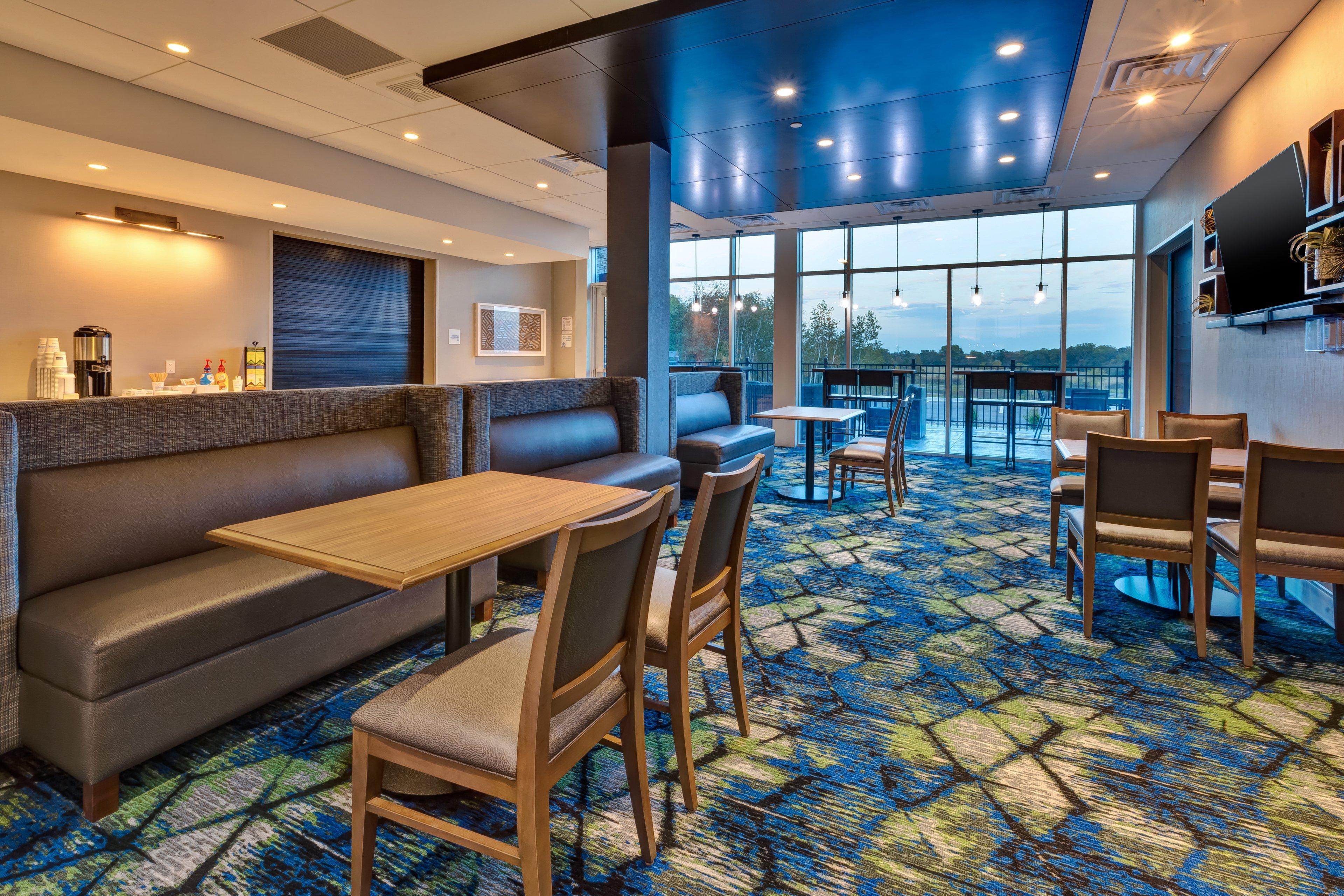 Holiday Inn Express & Suites - Cedar Springs - Grand Rapids N By Ihg מראה חיצוני תמונה