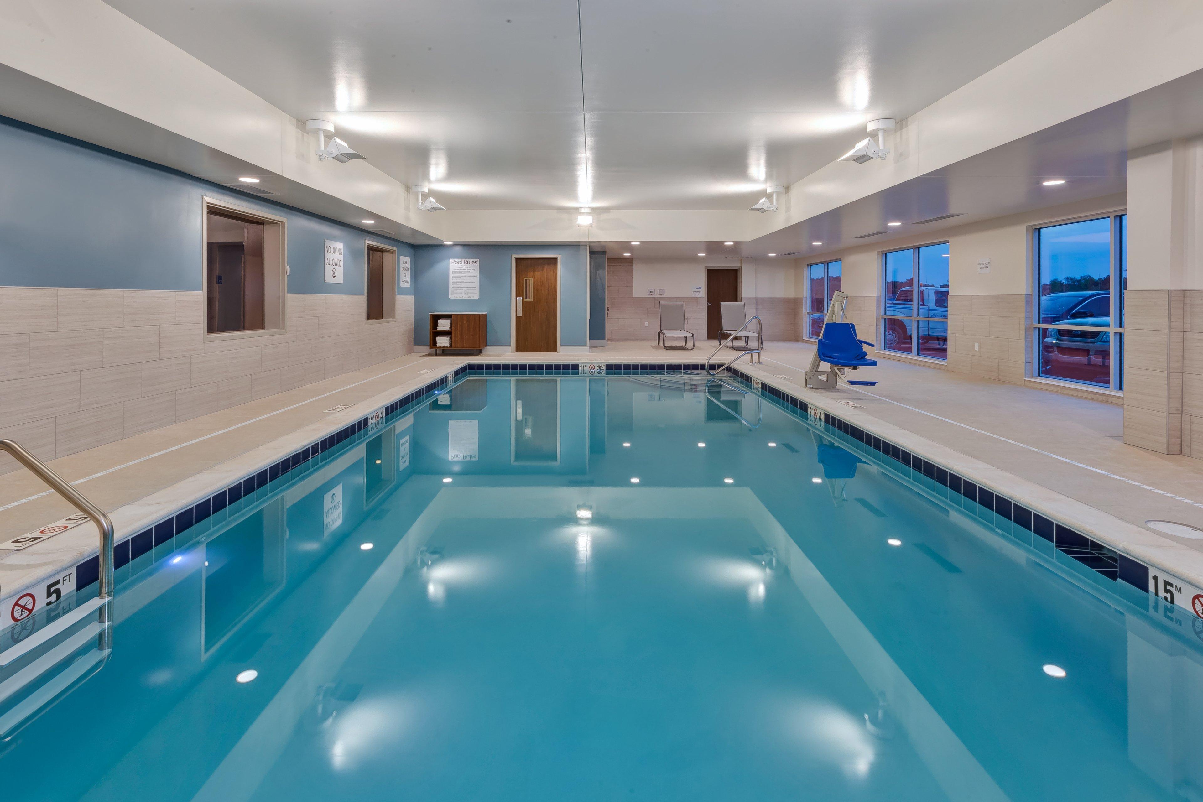 Holiday Inn Express & Suites - Cedar Springs - Grand Rapids N By Ihg מראה חיצוני תמונה